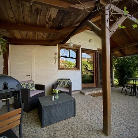 Ferienhaus Privat Bungalo 5 Perc Setara A Molotol Révfülöp