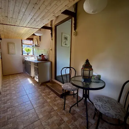 Privat Bungalo 5 Perc Setara A Molotol *
